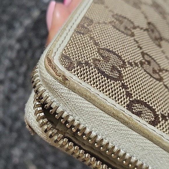 Gucci zip wallet with wristlet strap - Picture 16 of 16
